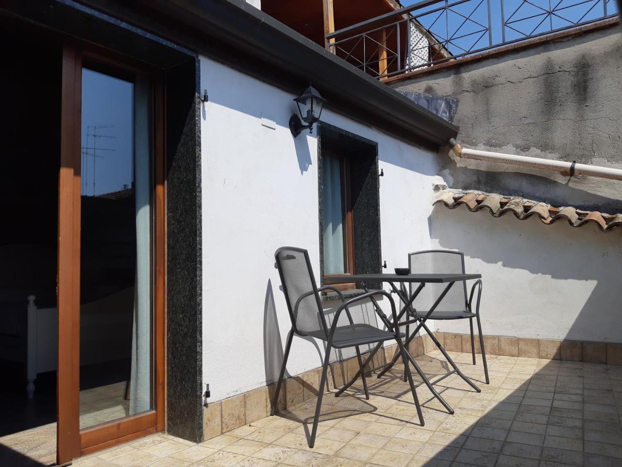 Anfite Apartments Castelletto Peschiera del Garda Buitenkant foto