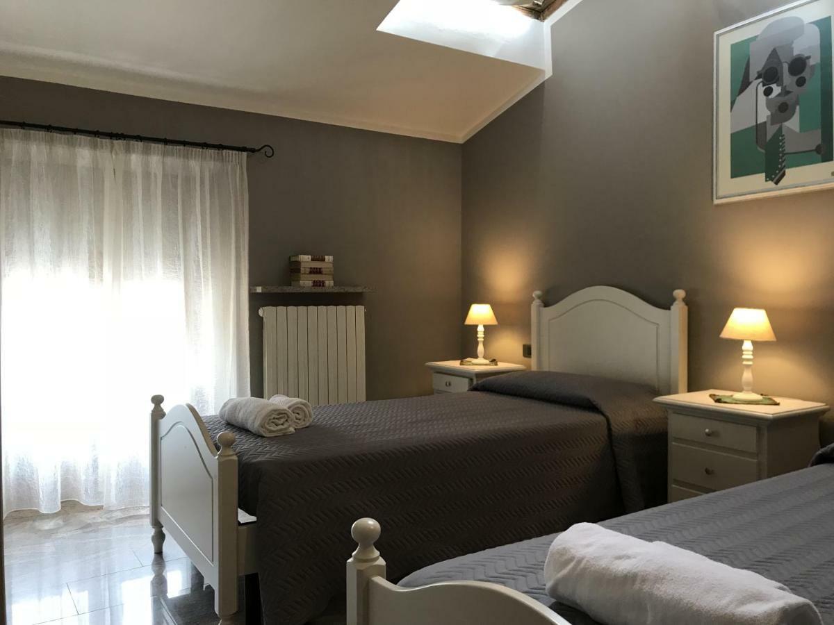 Anfite Apartments Castelletto Peschiera del Garda Buitenkant foto