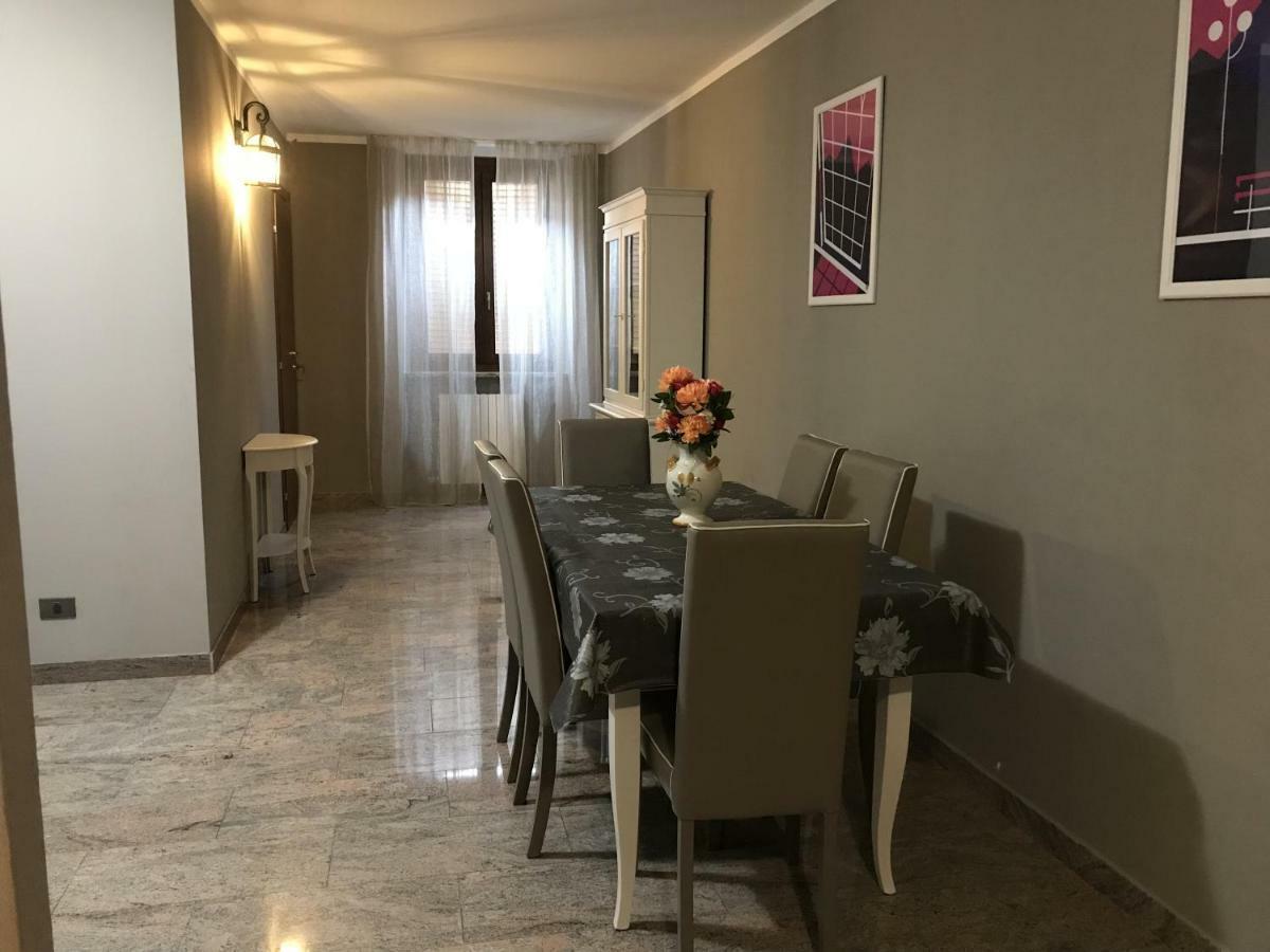 Anfite Apartments Castelletto Peschiera del Garda Buitenkant foto